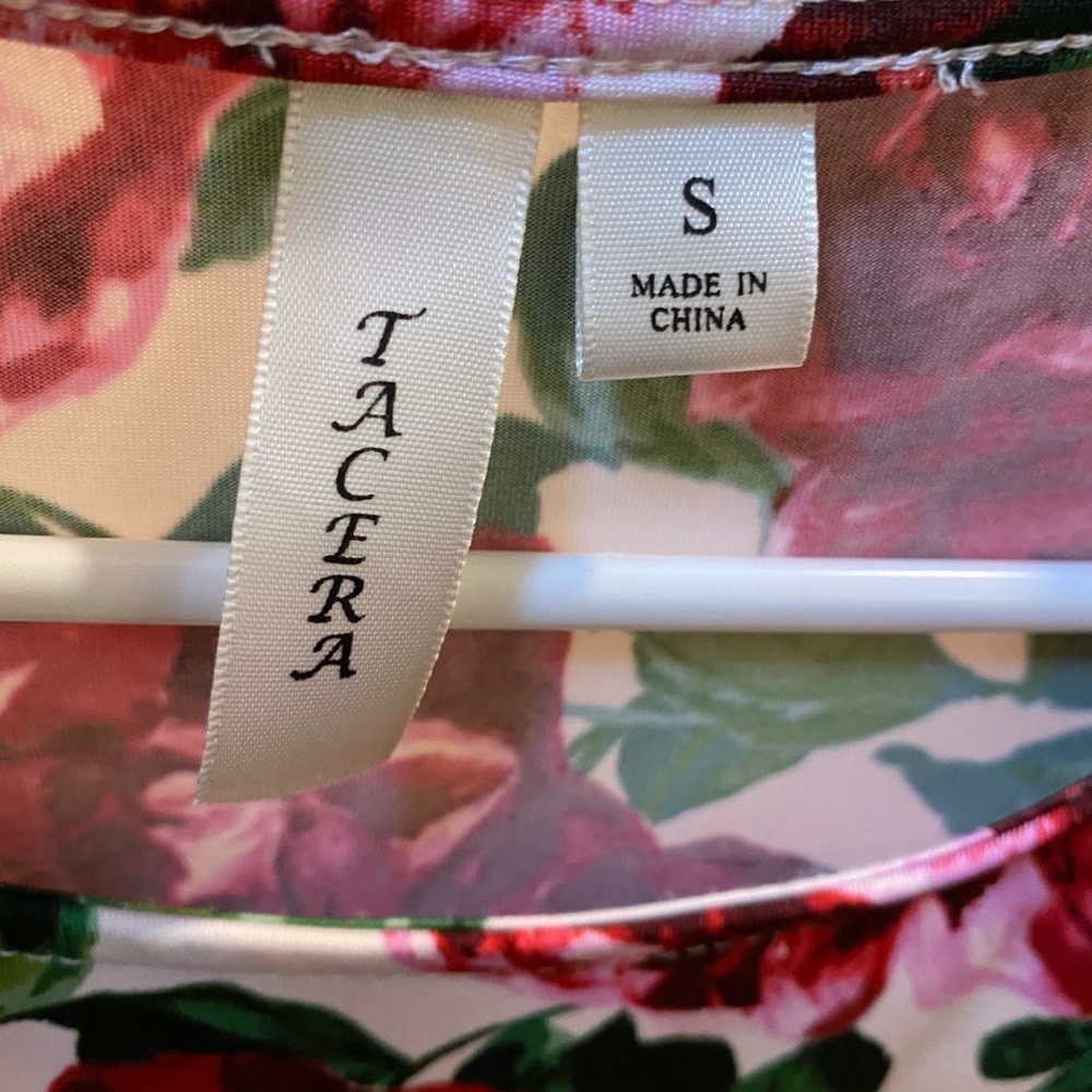 Tacera Roses Dress Size Small - Picture 5 of 7